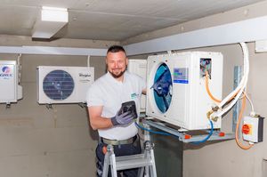 Nachgerüstete Klimaanlage für EDV- und Technikraum in Dättwil